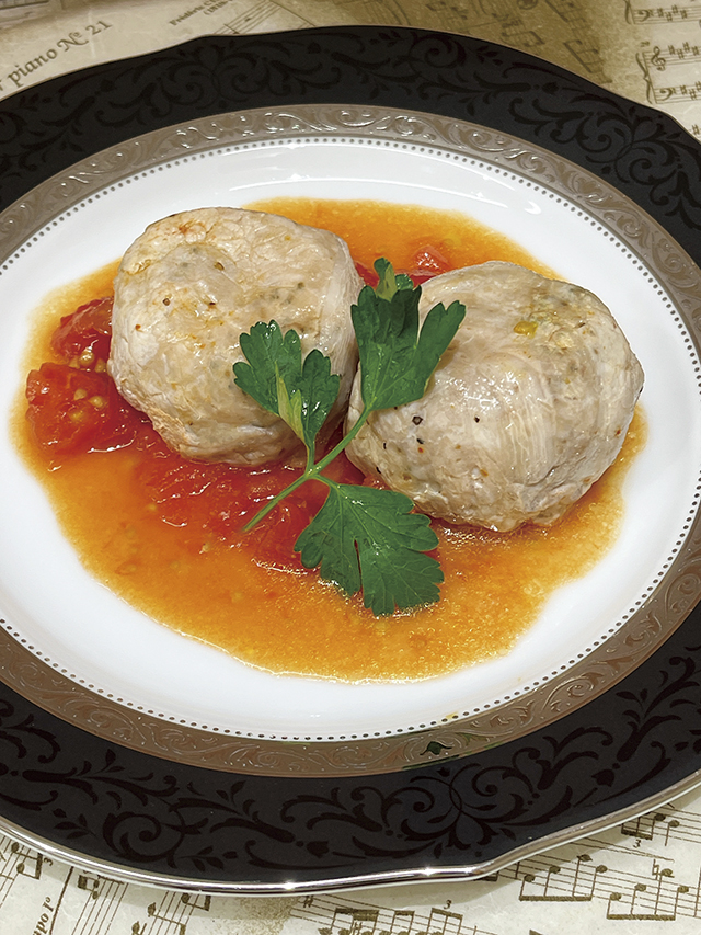 チーズ入りトマトの肉巻き