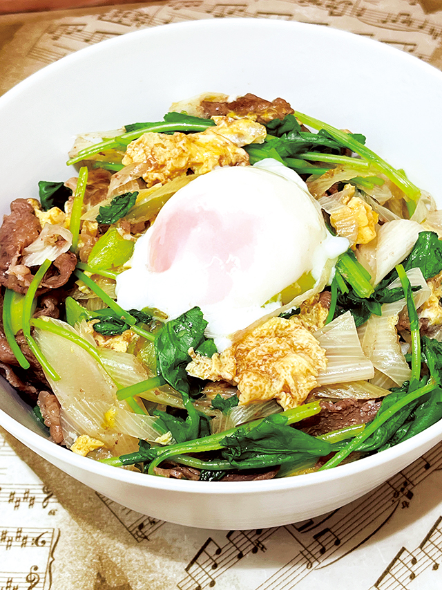 お肉たっぷり月見丼